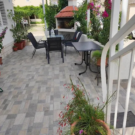 Branka Apartman Drace