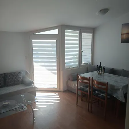아파트 Branka Drače